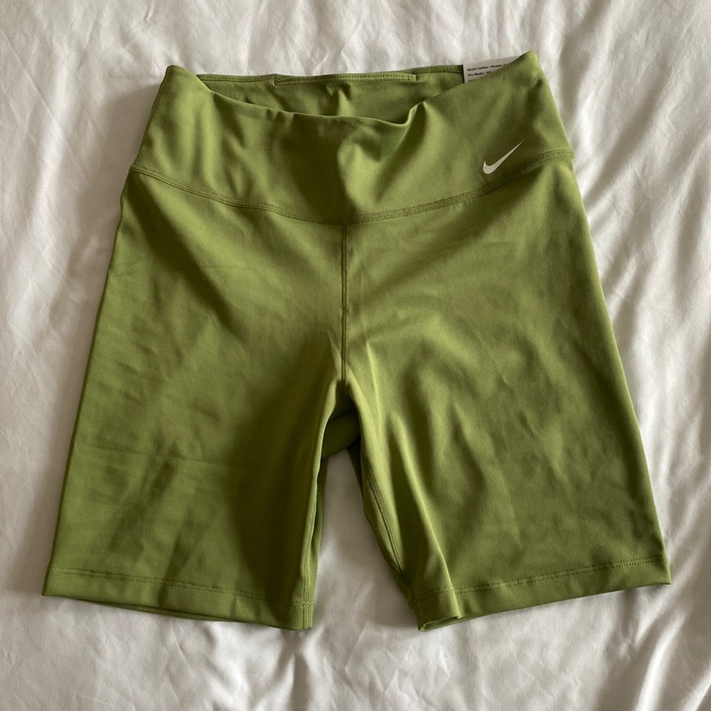 Nike 7” Biker Shorts